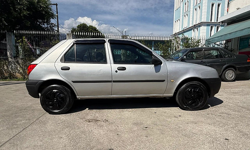 Ford Fiesta Gl 1.0 5...