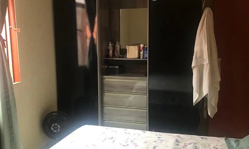 Linda Casa- Alvenari...