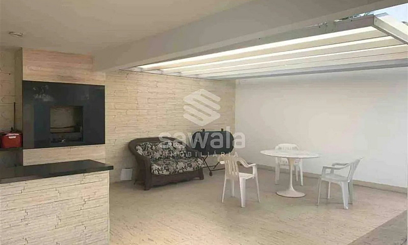 Casa À Venda Com 180...
