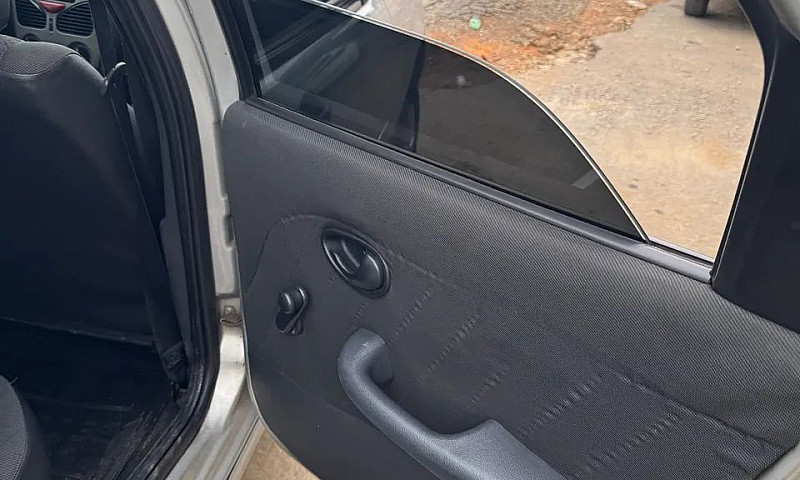 Fiat Palio 1.0 Econo...