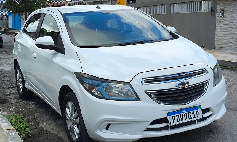 Chevrolet Onix Hatch...