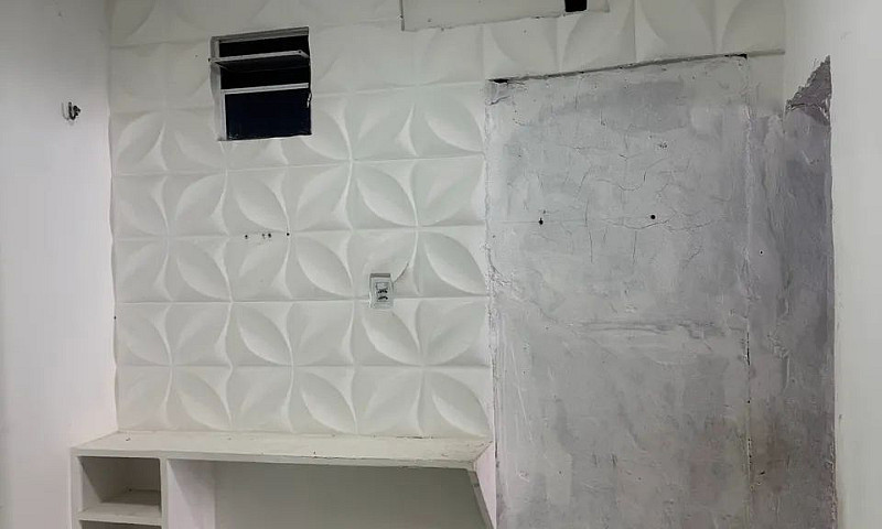 Vendo Essa Casa ...