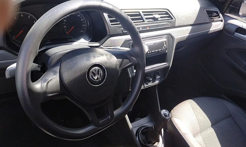 Volkswagen Voyage Tr...