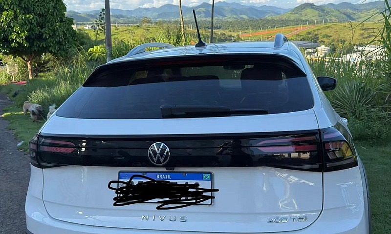 Volkswagen Nivus Hig...