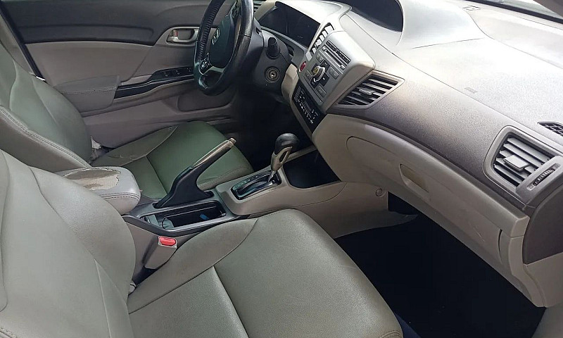 Honda Civic Sedan Lx...