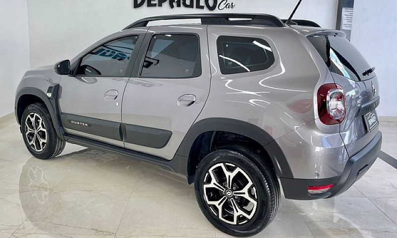 Renault Duster Iconi...