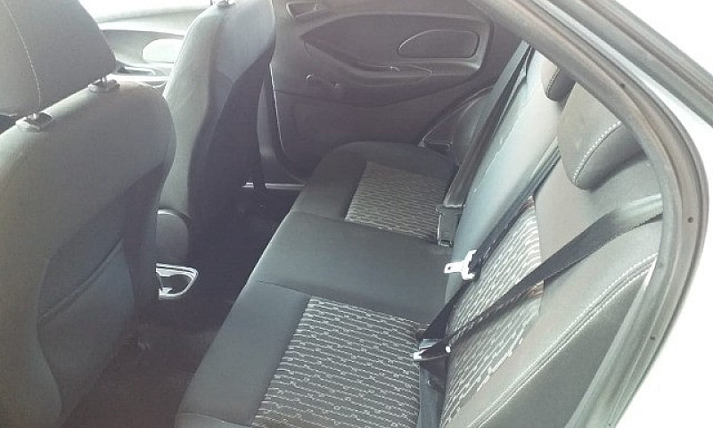 Ford Ka  Sedan 1.5 S...