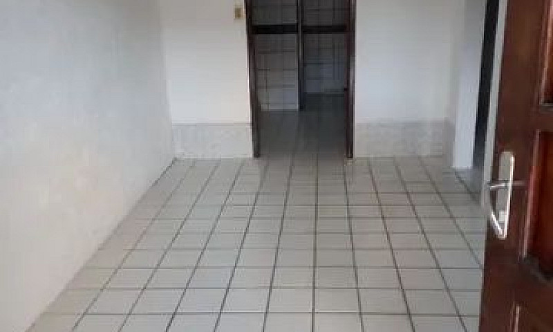 Apto 2 Qt St R$ 800,...