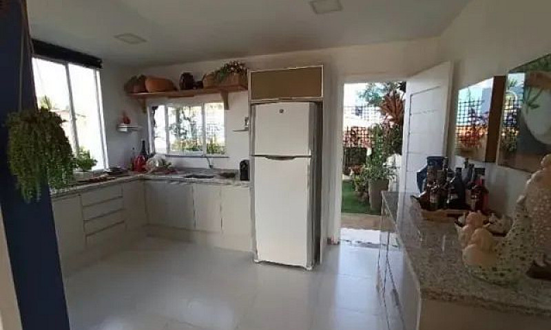 ^ Barra Loft Residen...