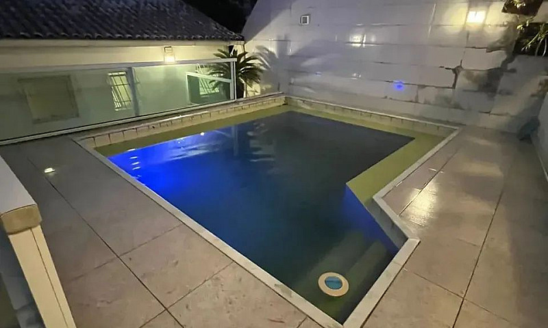 Casa De Condomínio P...