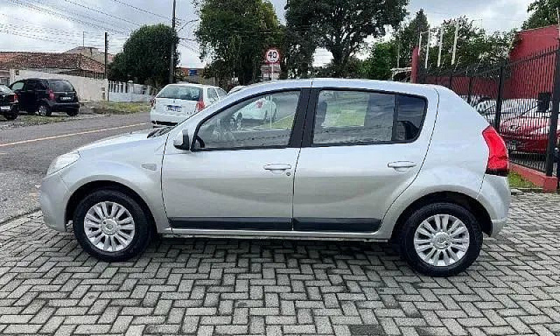Renault Sandero Priv...