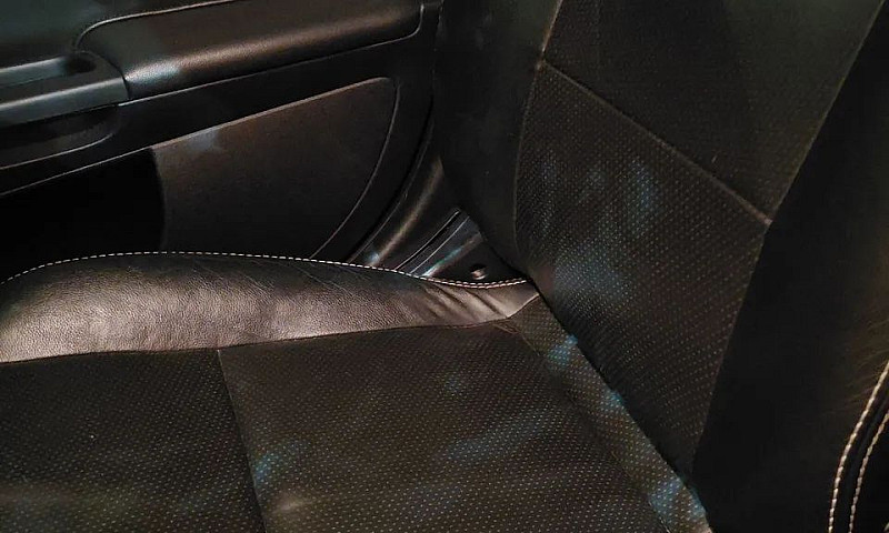 Mitsubishi Lancer Hl...