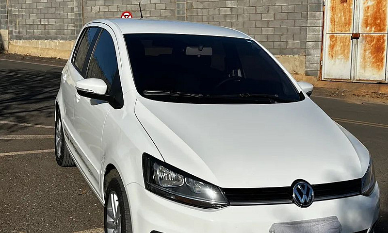 Volkswagen Fox Conne...