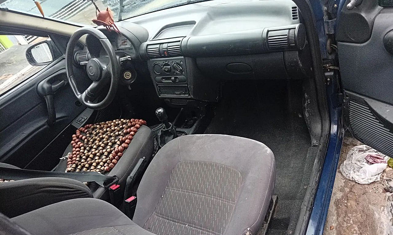 Chevrolet Corsa Wind...