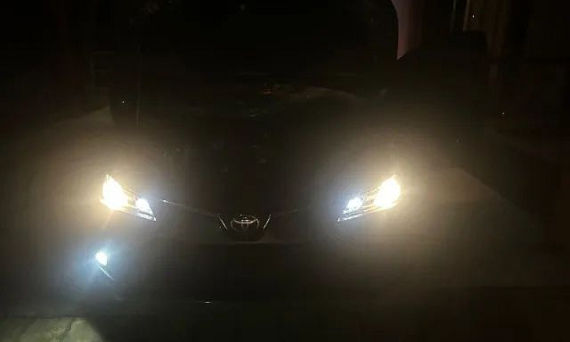 Toyota Corolla Xei 2...