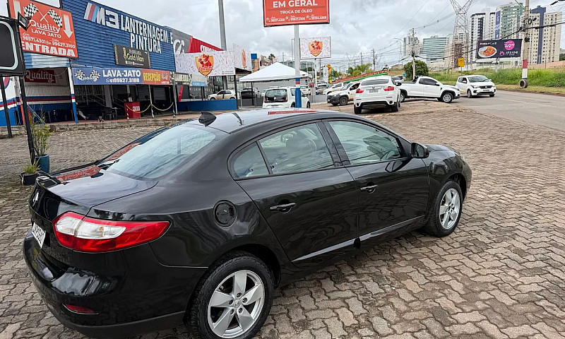 Renault Fluence Sed....