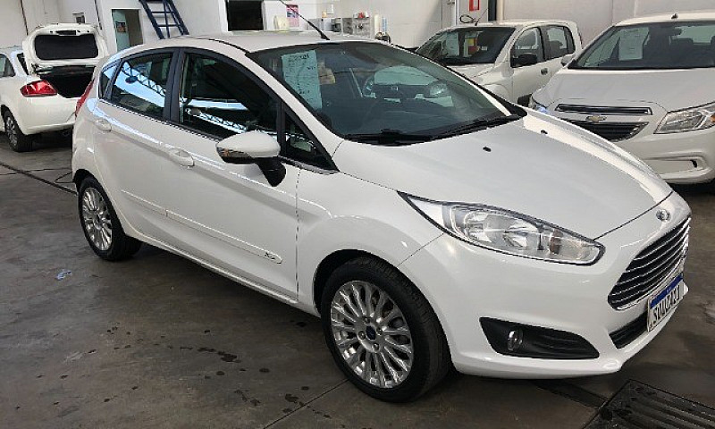 Ford New Fiesta Hact...