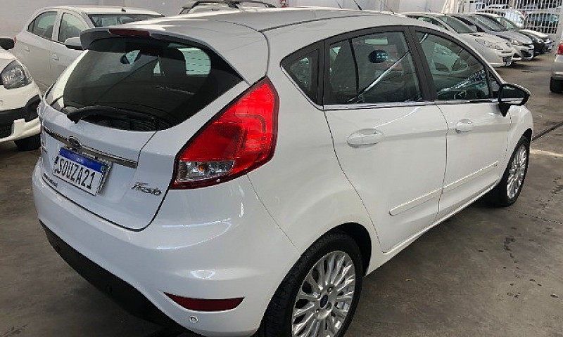 Ford New Fiesta Hact...