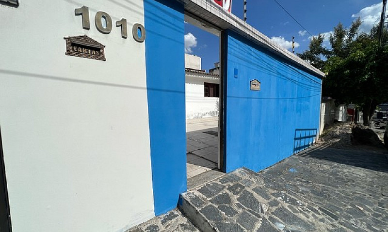 Alugo Casa Para Fins...