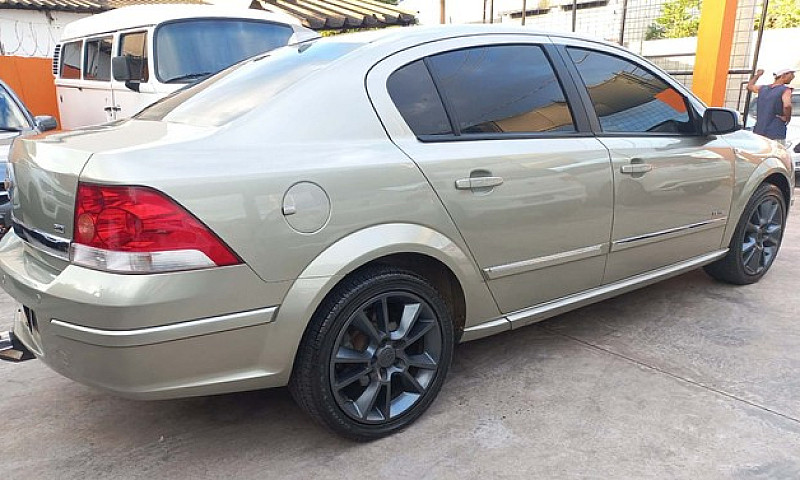 Chevrolet Vectra Eli...