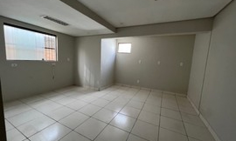 Alugo Casa Para Fins...