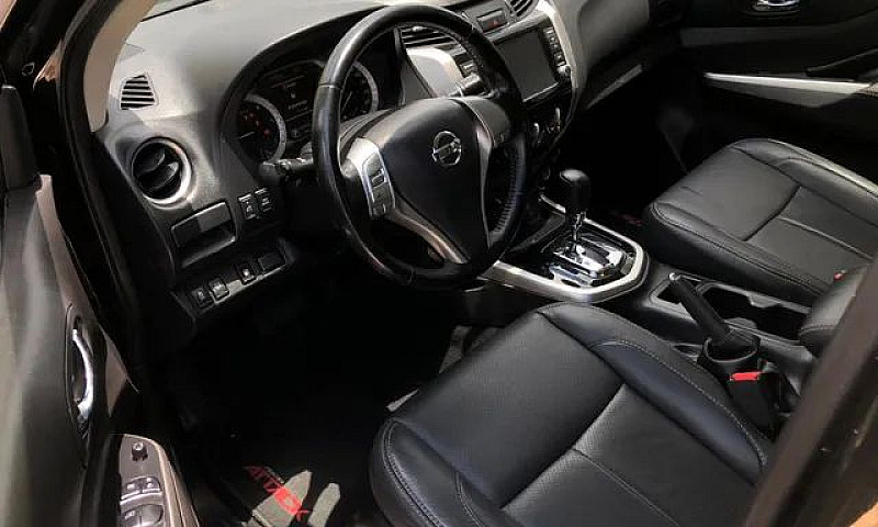 Nissan Frontier Fron...