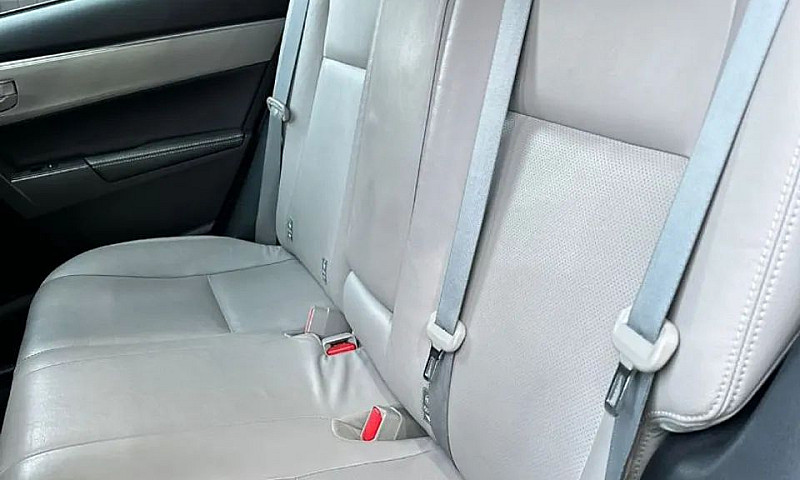 Toyota Corolla Xei 2...