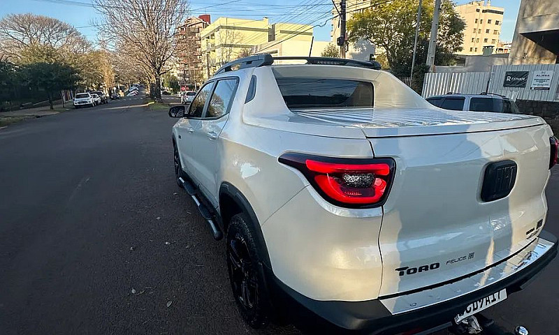 Fiat Toro Ultra 2023...