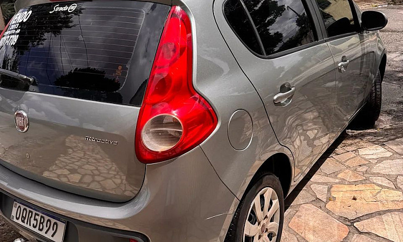 Fiat Palio Attractiv...