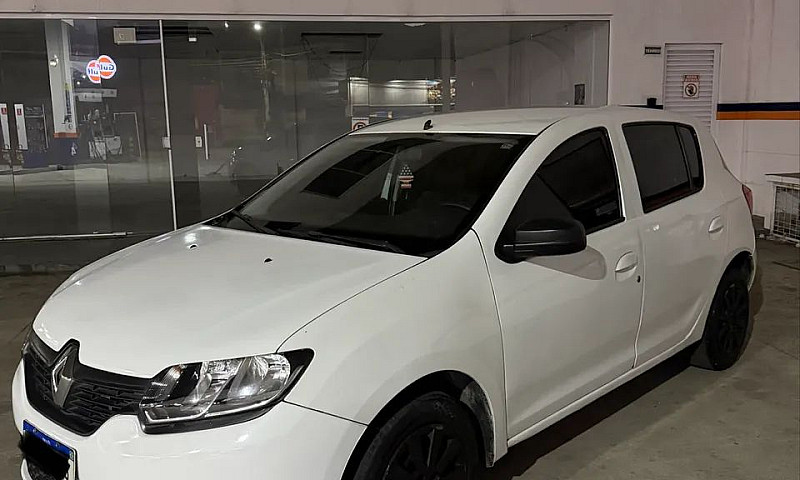 Renault Sandero Auth...