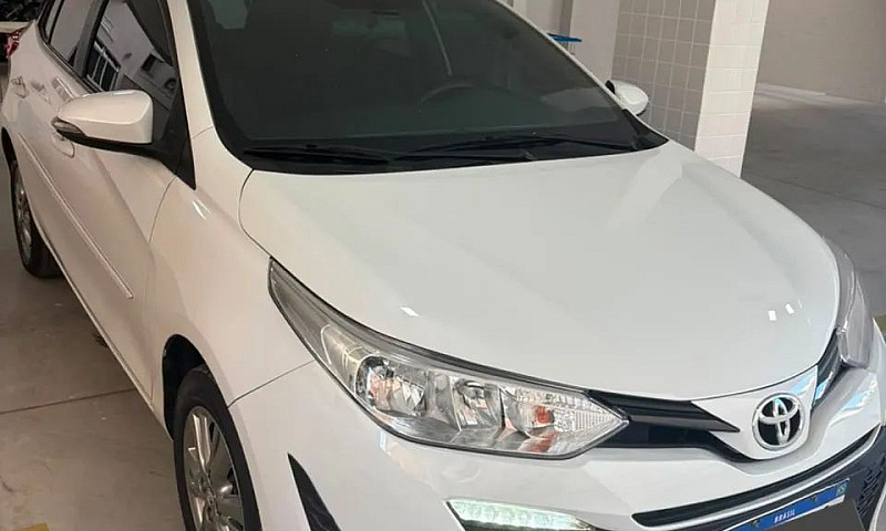 Toyota Yaris Xl Plus...