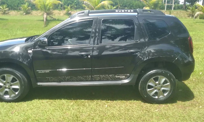 Renault Duster Authe...