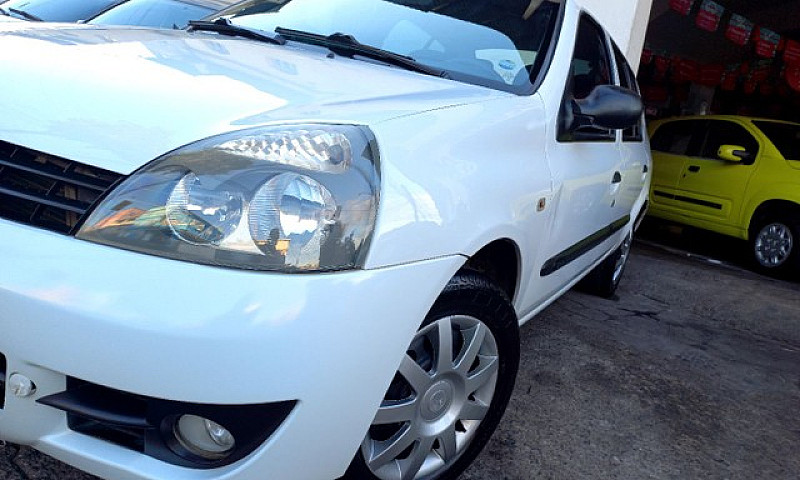 Renault Clio 1.6...