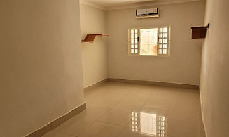 Aluguel De Casa Semi...