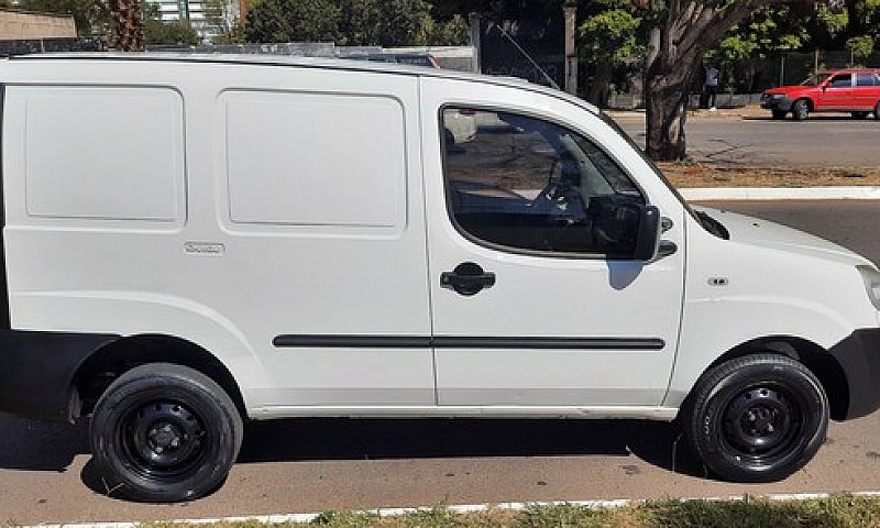 Doblô Cargo 1.8 2012...
