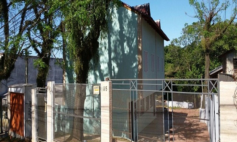 Casa De Condomínio S...