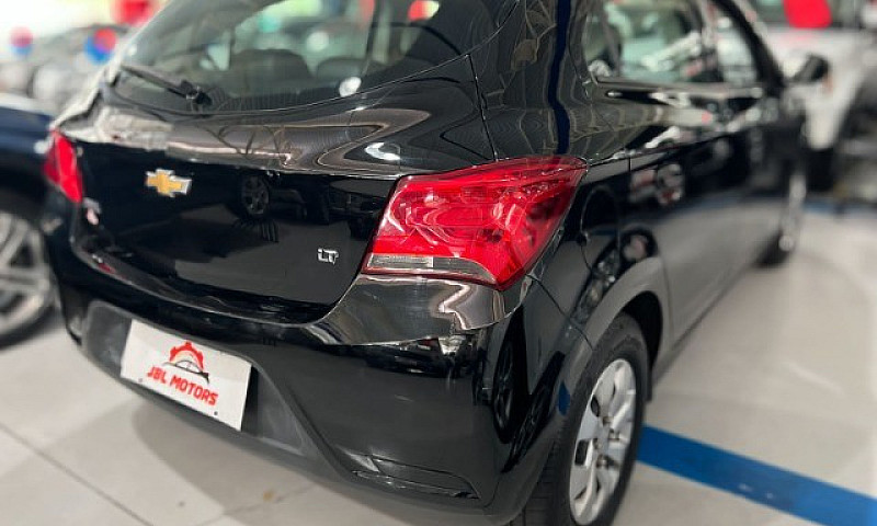 Chevrolet Ônix Lt 1....