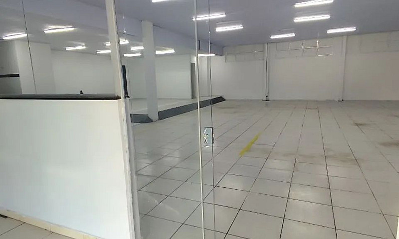 Aluga-Se Galpão Jard...
