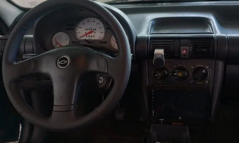 Chevrolet Corsa Wind...