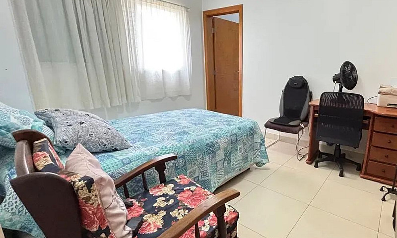 Casa Com 3 Suítes No...