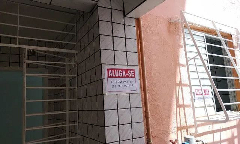 Aluga-Se, Apartament...