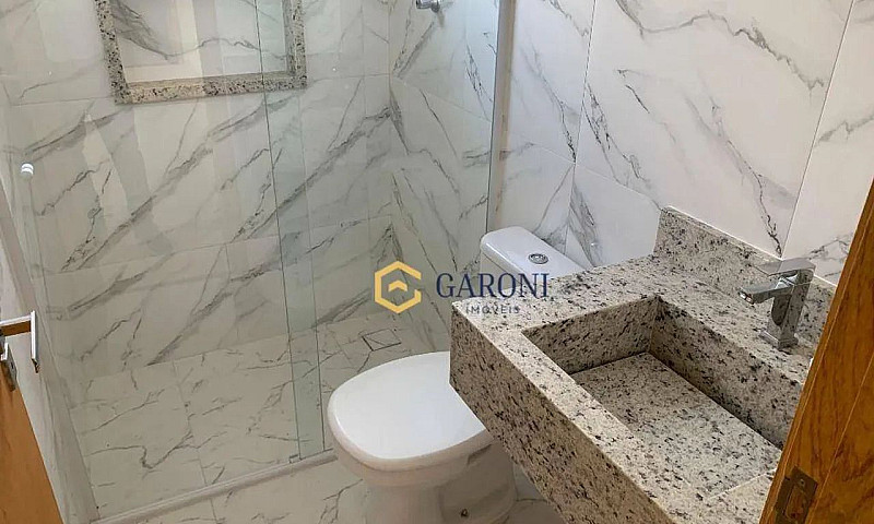 Casa Com 2 Dormitóri...