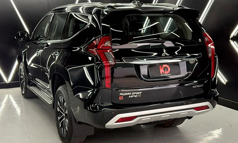 Mitsubishi Pajero Sp...