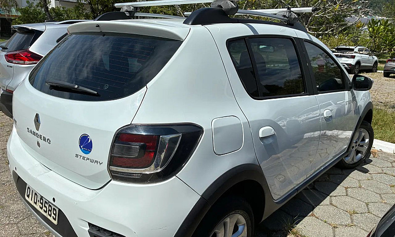 Renault Sandero Step...
