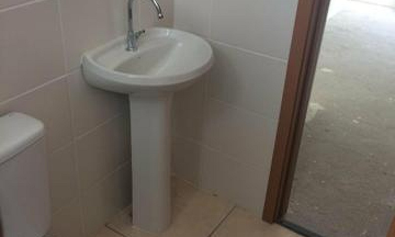 Alugo Apartamento...