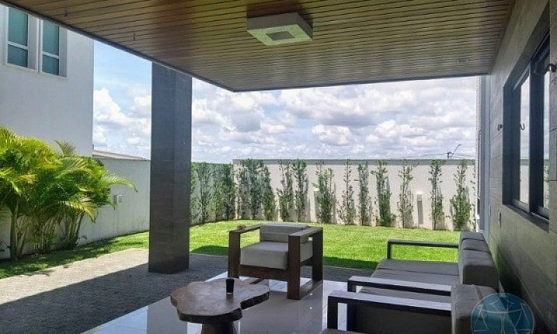 Casa No Alphaville...