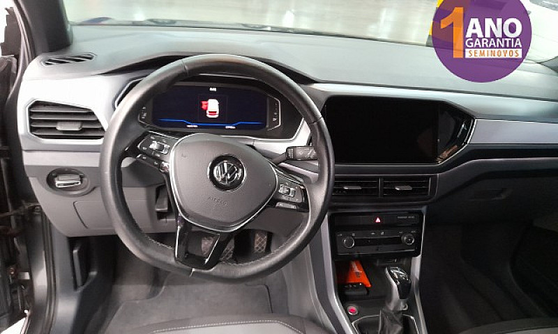Volkswagen T-Cross 1...