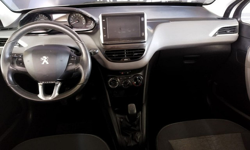 Peugeot 208 - Comple...