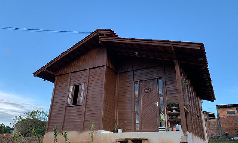 Vendo Casa Em Madeir...
