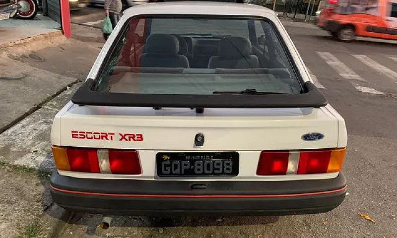 Ford Xr3 1988 Branco...